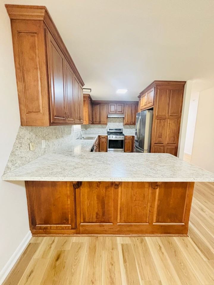 12403 Dreher Rd - Photo 7 of 12