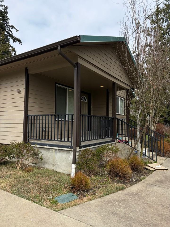 2114 S Fruitland - Photo 2 of 29