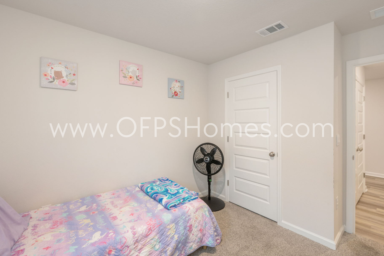 4623 Naval Ct - Photo 7 of 30