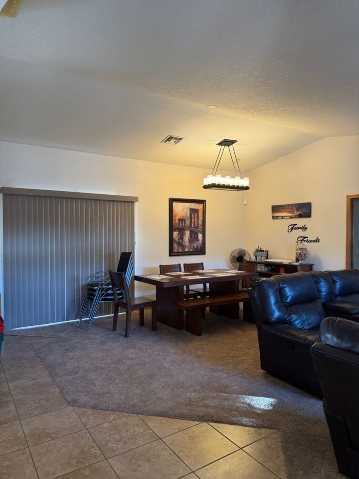 81 Acoma Blvd S - Photo 5 of 19
