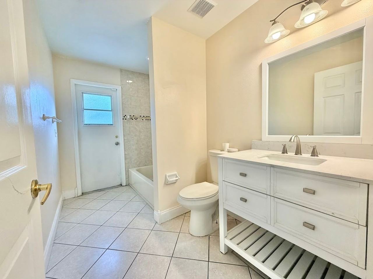 2702 Child St - Photo 6 of 22
