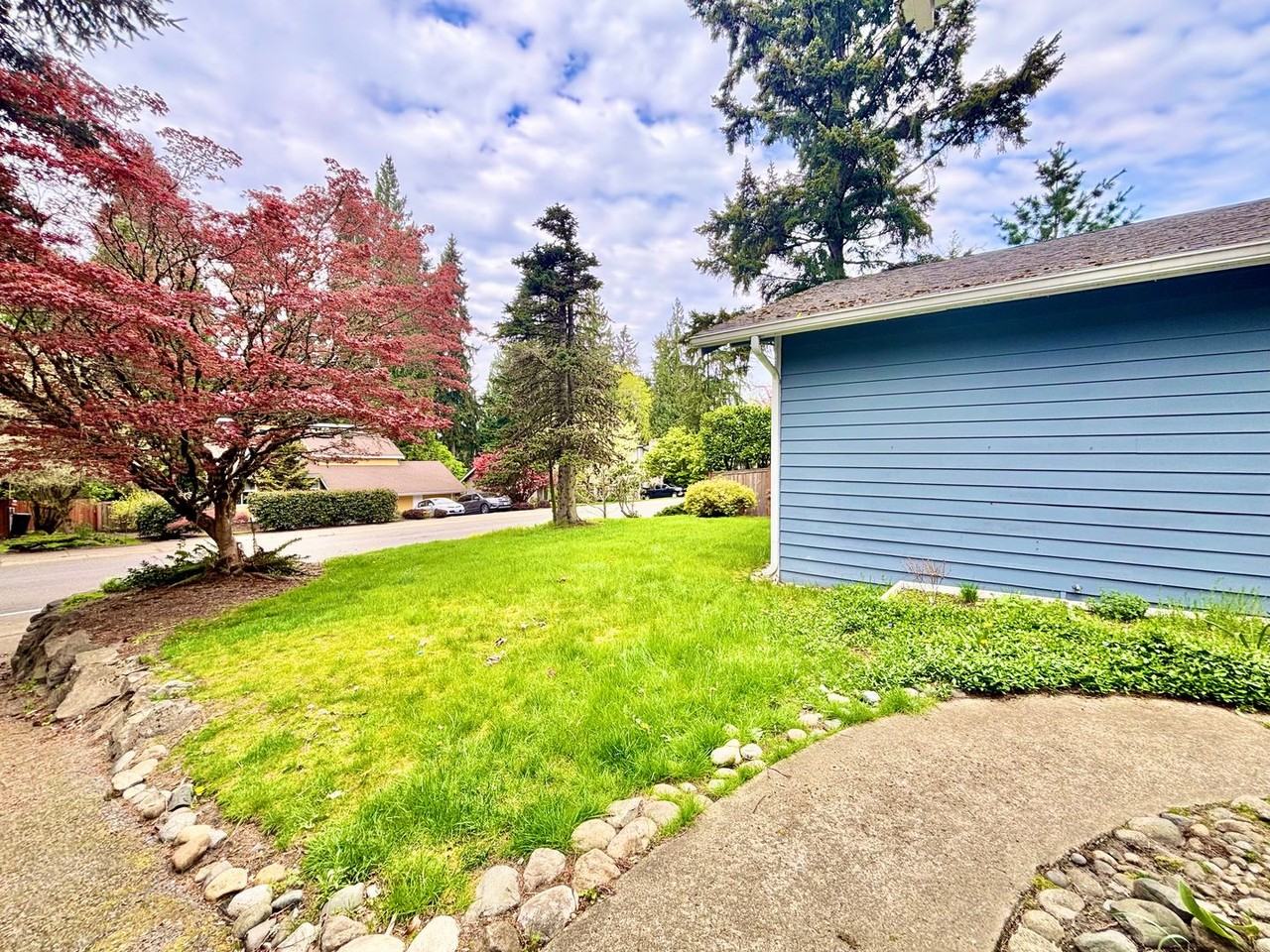 9548 171st Ave Ne - Photo 3 of 26