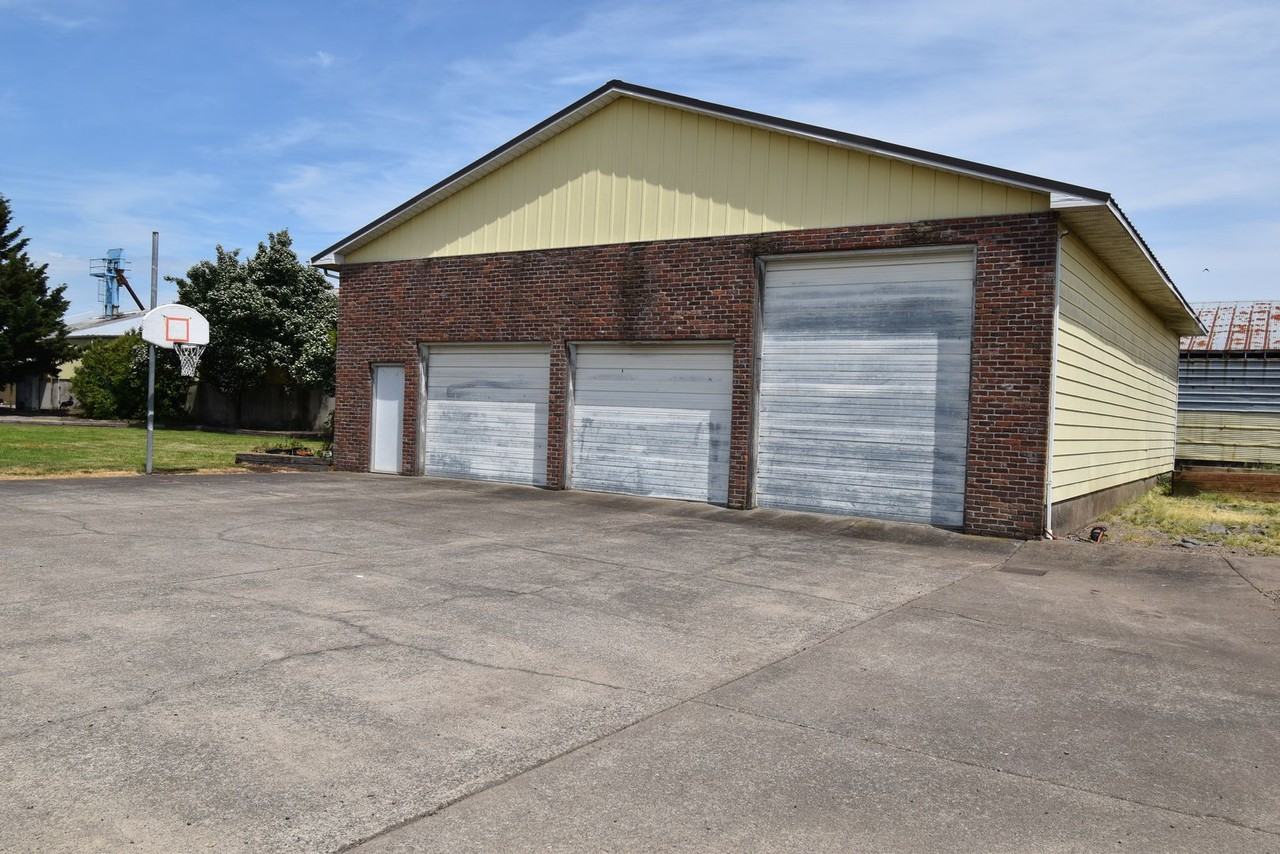 35725 Engle Rd Se - Photo 4 of 26
