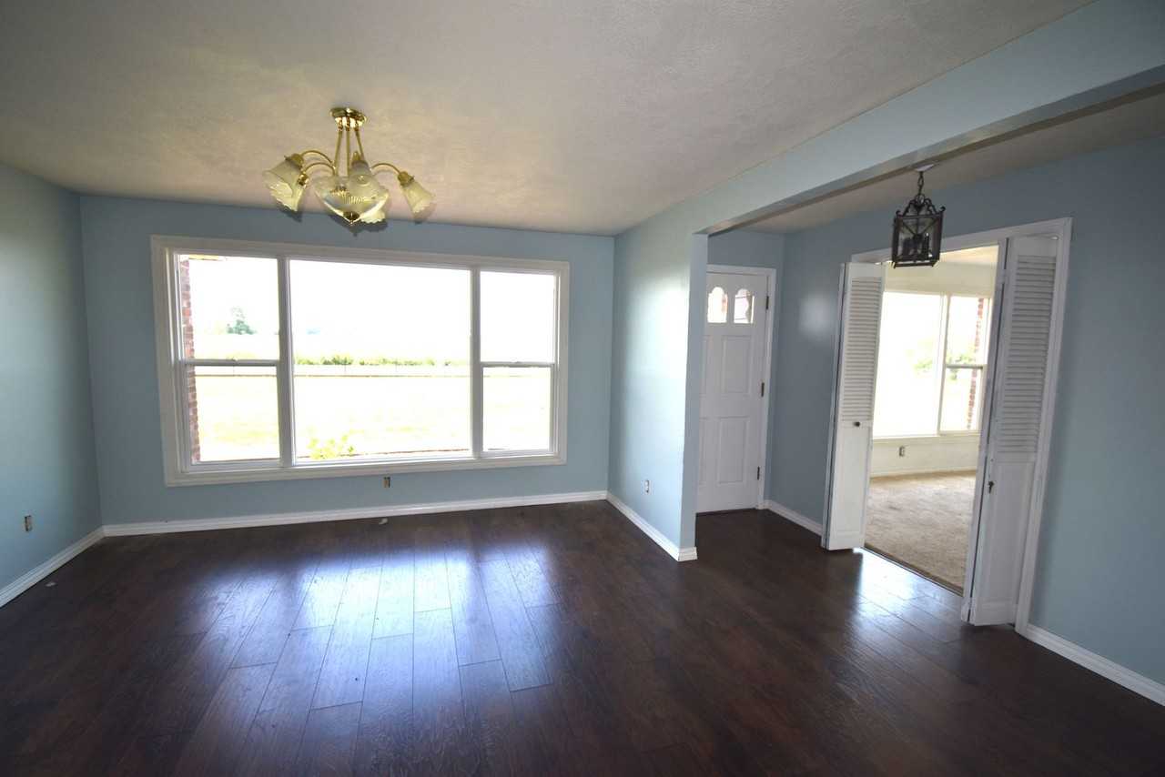 35725 Engle Rd Se - Photo 6 of 26