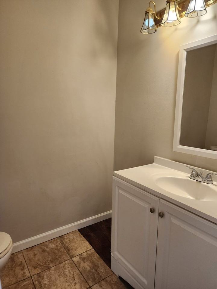 4455 W 19th St #17 - Photo 7 of 19