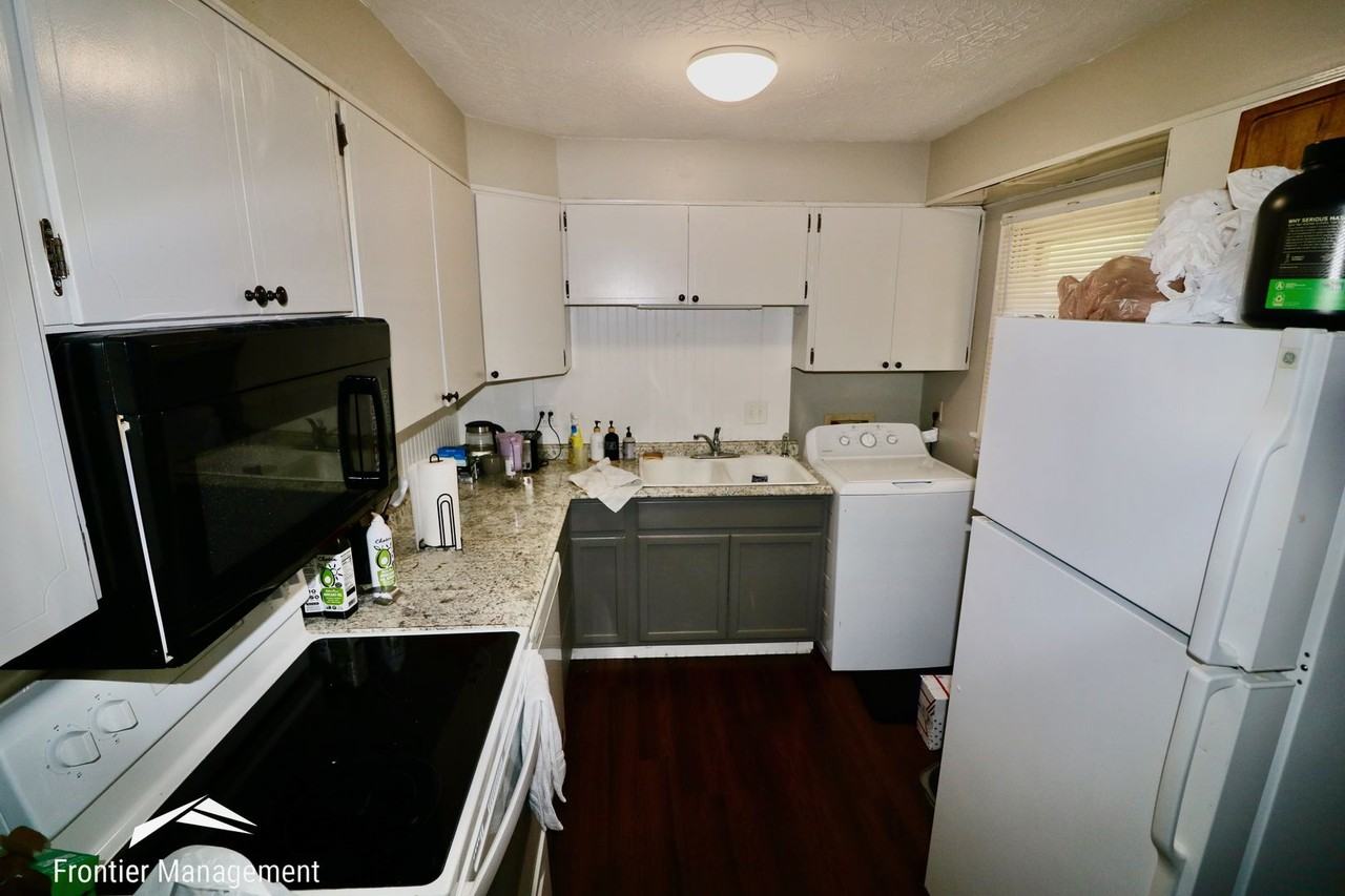 1709 Ranser Rd - Photo 3 of 10