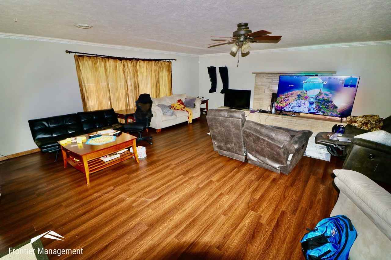 1709 Ranser Rd - Photo 4 of 10