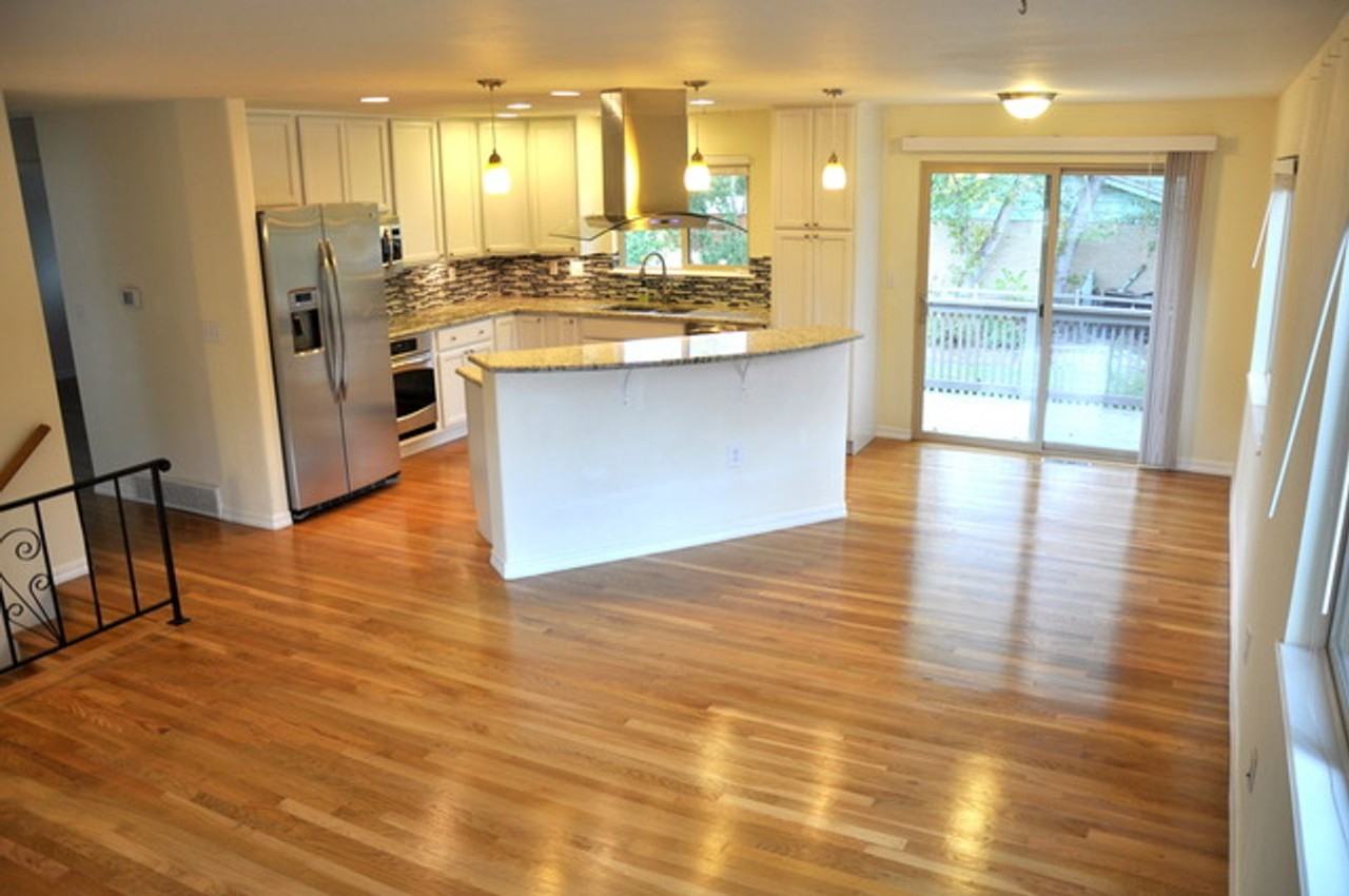 4295 Eaton Ct - Photo 4 of 19