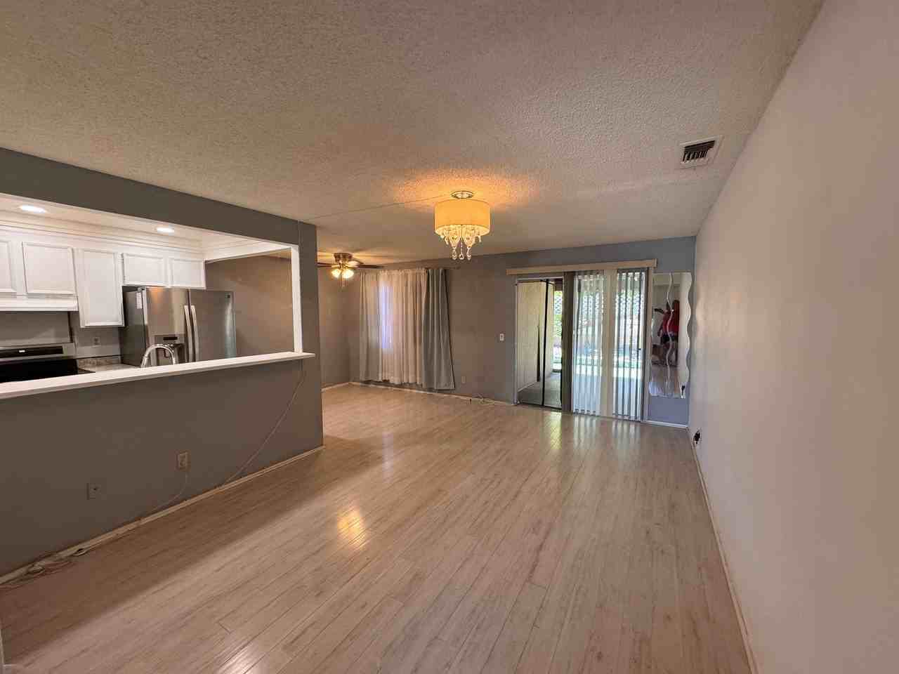 1933 Nuevo St - Photo 2 of 7