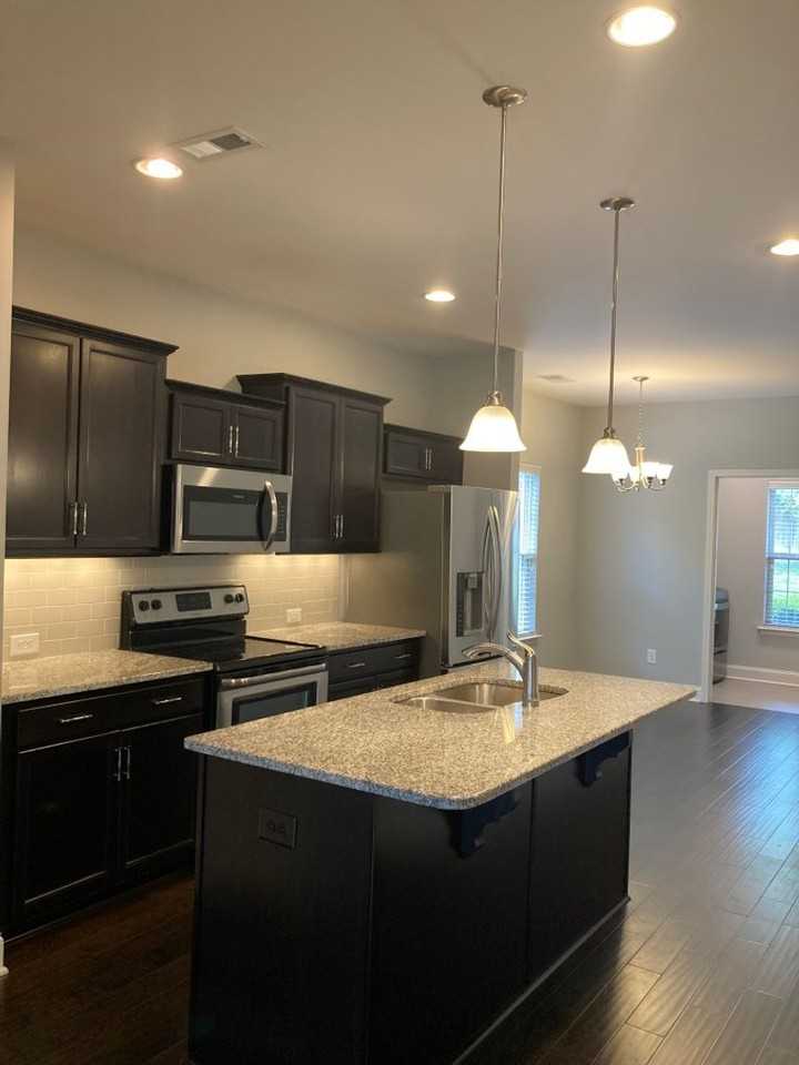 530 Vintage Green Ln - Photo 6 of 30