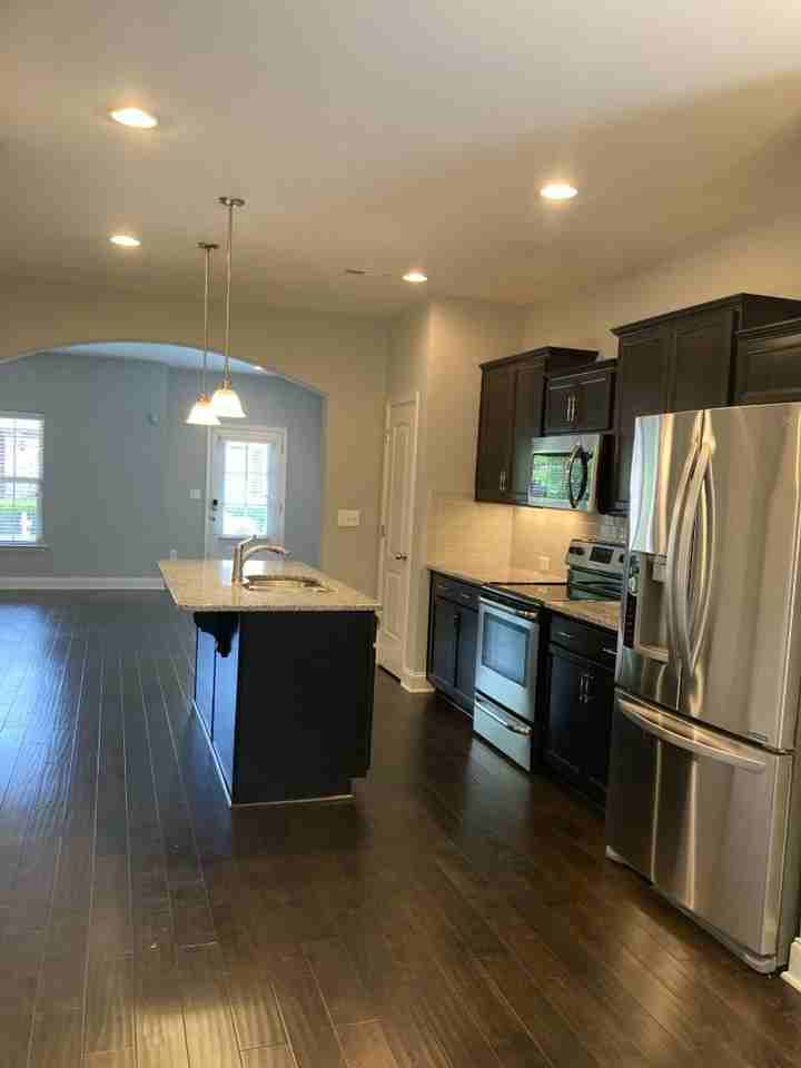 530 Vintage Green Ln - Photo 7 of 30
