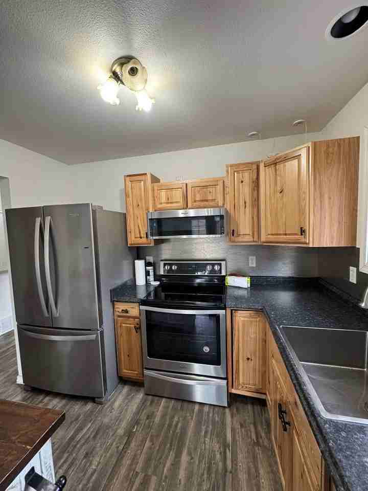 1810 Bellevue Loop - Photo 5 of 19