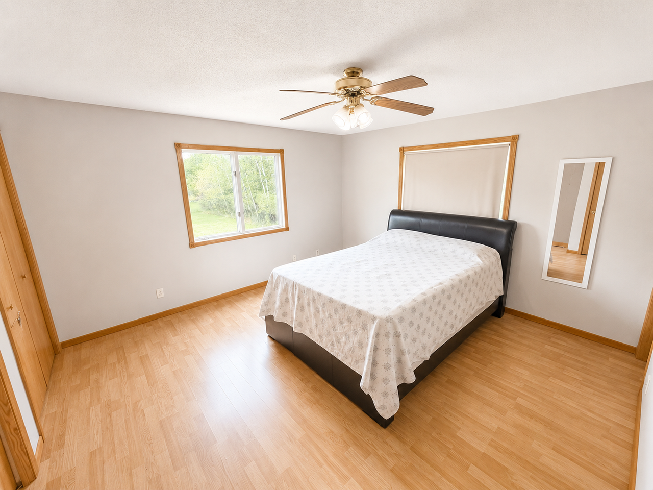 614 Pine St - Photo 6 of 12