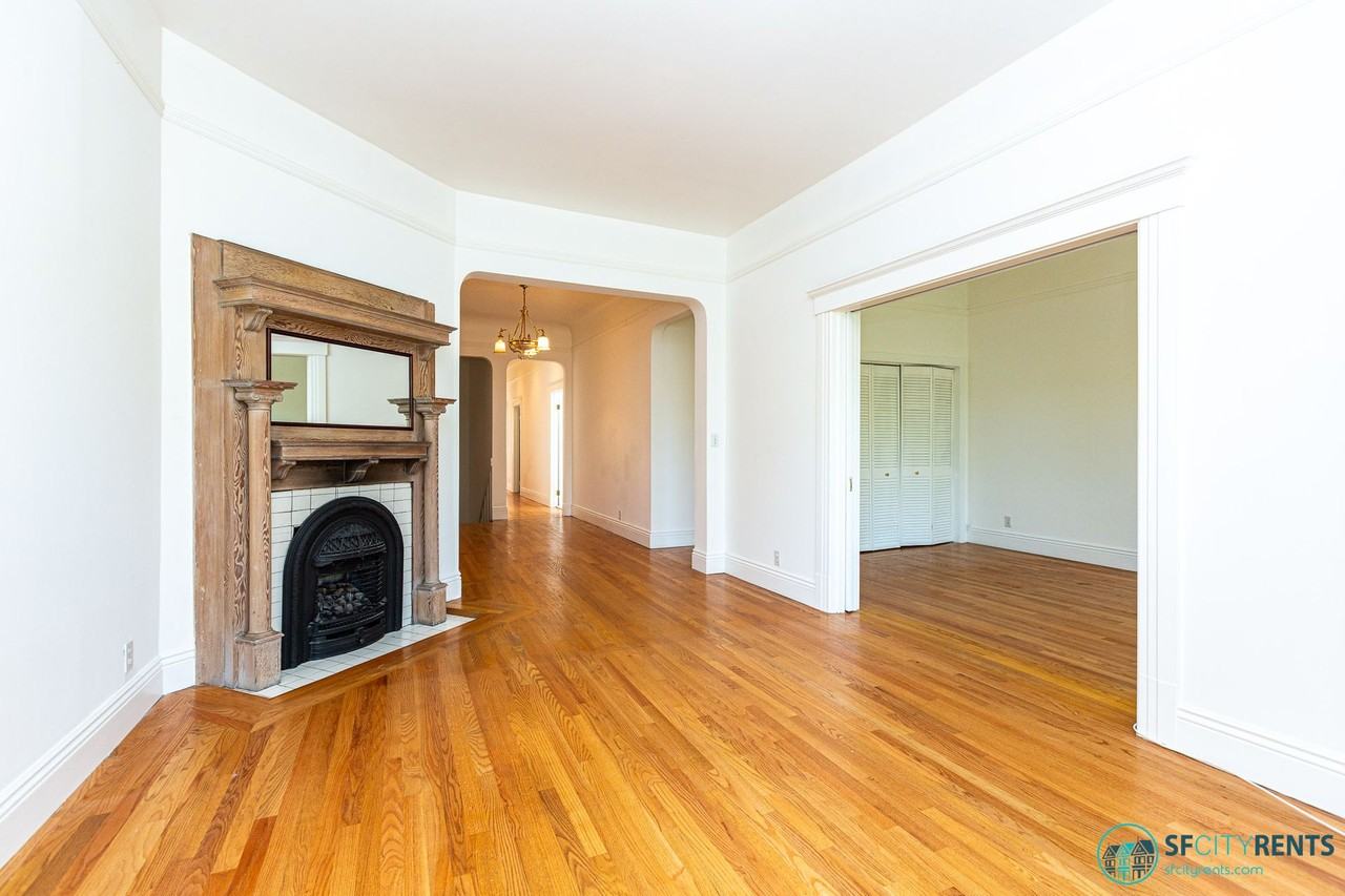 542 Valencia St #A - Photo 2 of 23