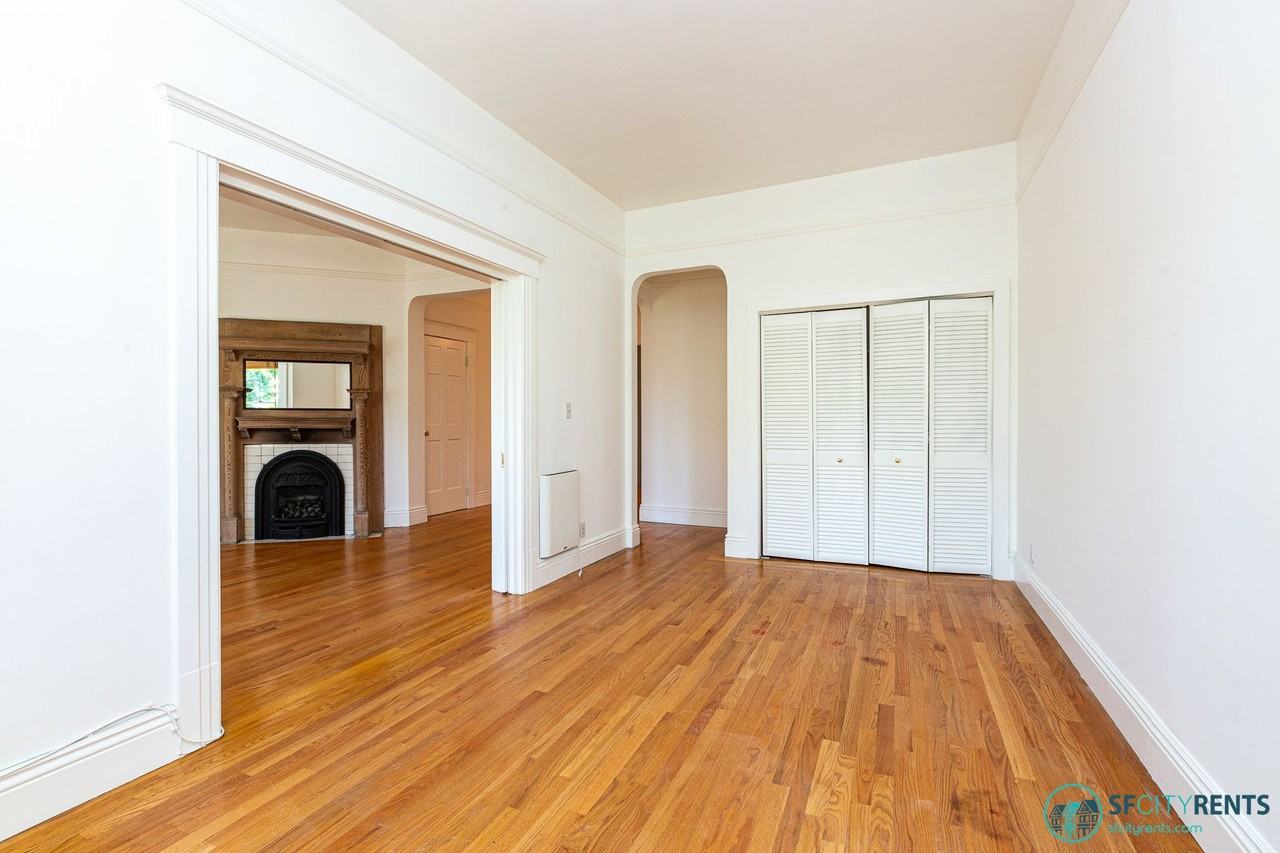 542 Valencia St #A - Photo 7 of 23