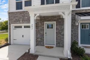featured image of 207 Falcon Ave
