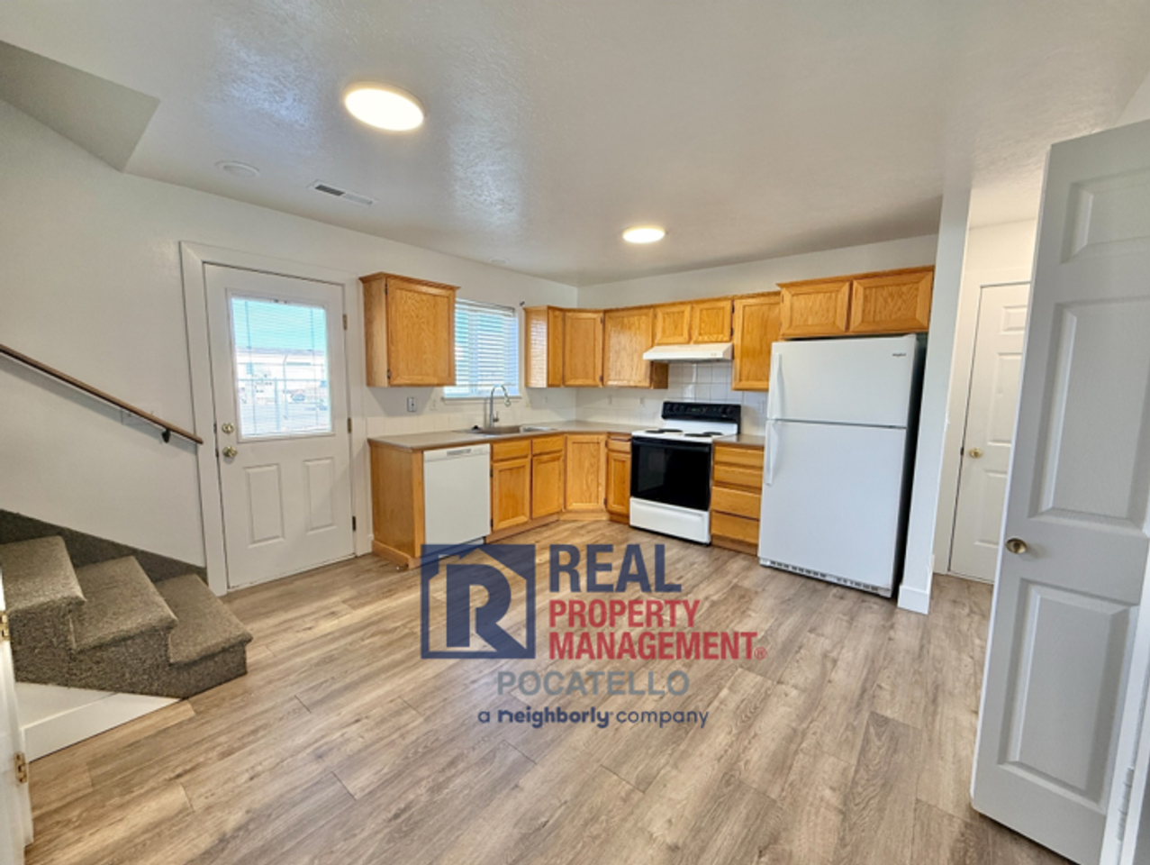 4347 Jordyn St #B - Photo 6 of 18