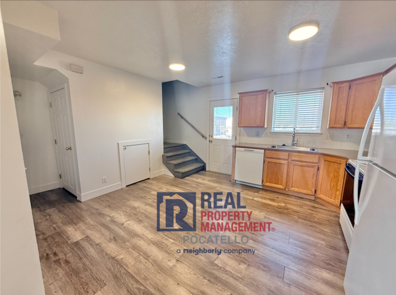 4347 Jordyn St #B - Photo 7 of 18