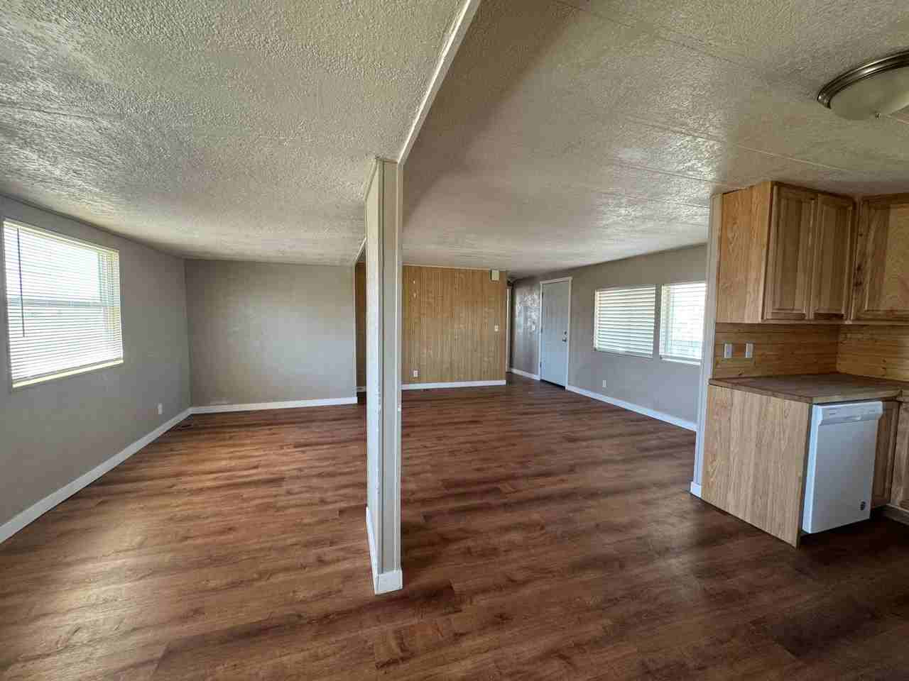 2061 Valley Vista Dr - Photo 7 of 15