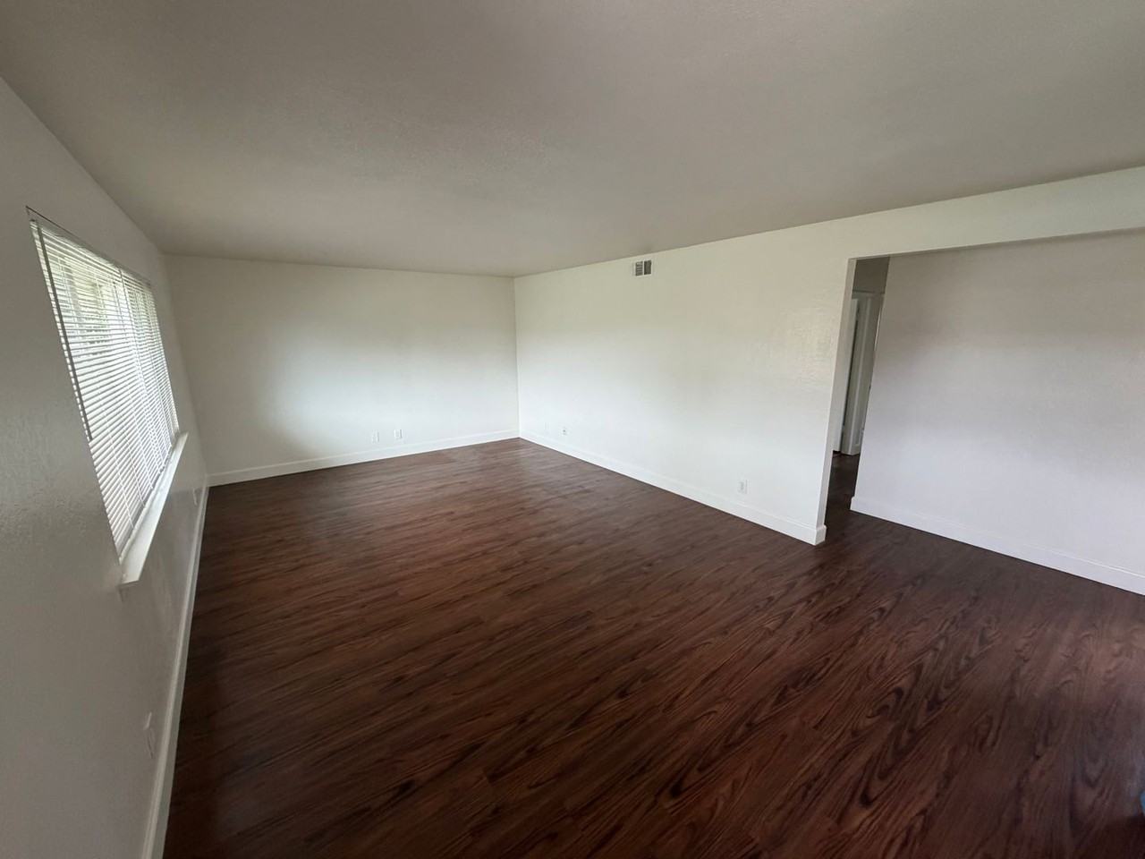 465 Stansbury Dr - Photo 4 of 13