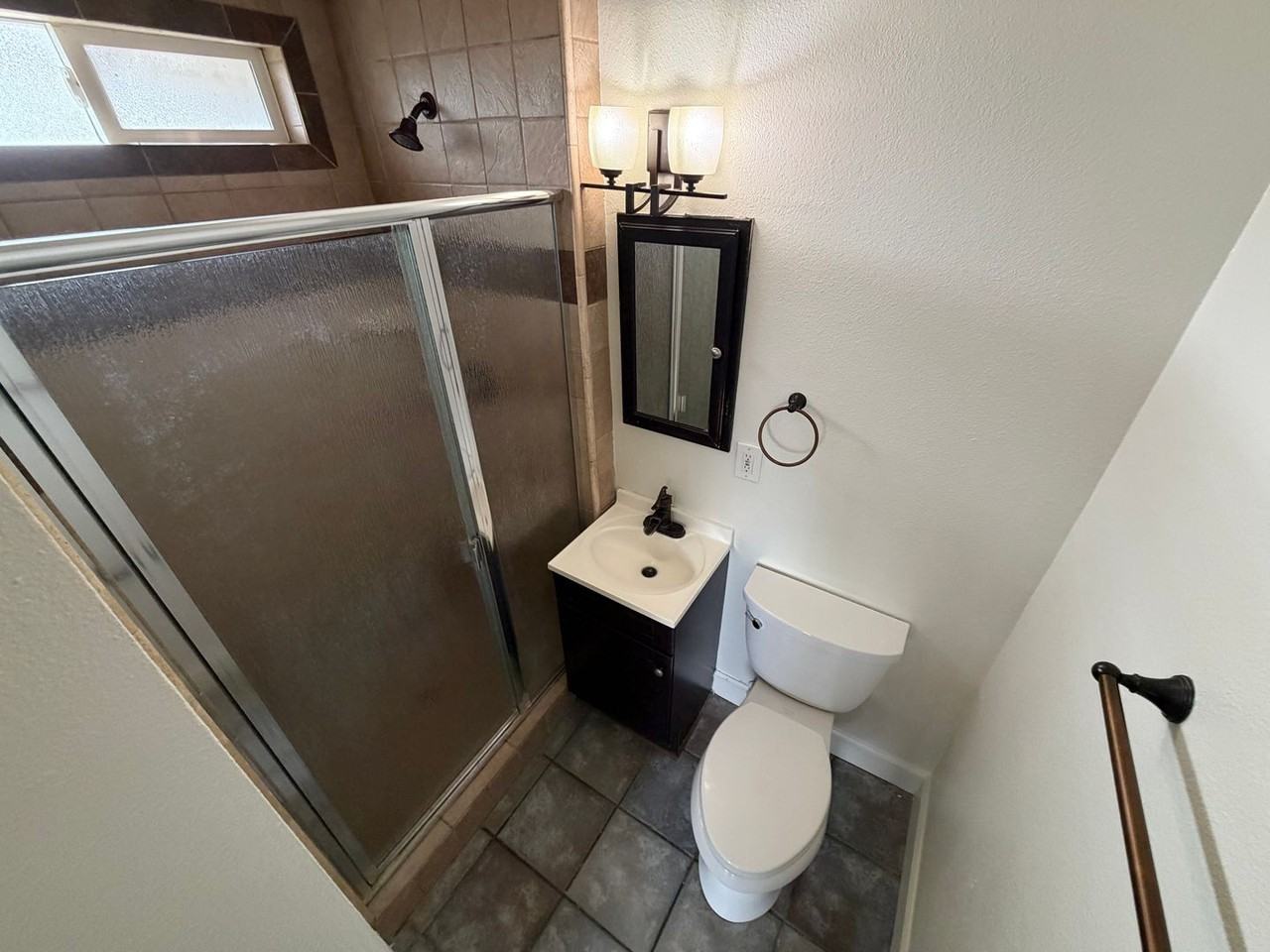 465 Stansbury Dr - Photo 7 of 13