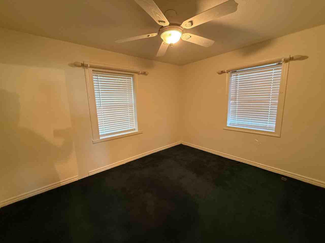 1720 Vermont Ave - Photo 5 of 10