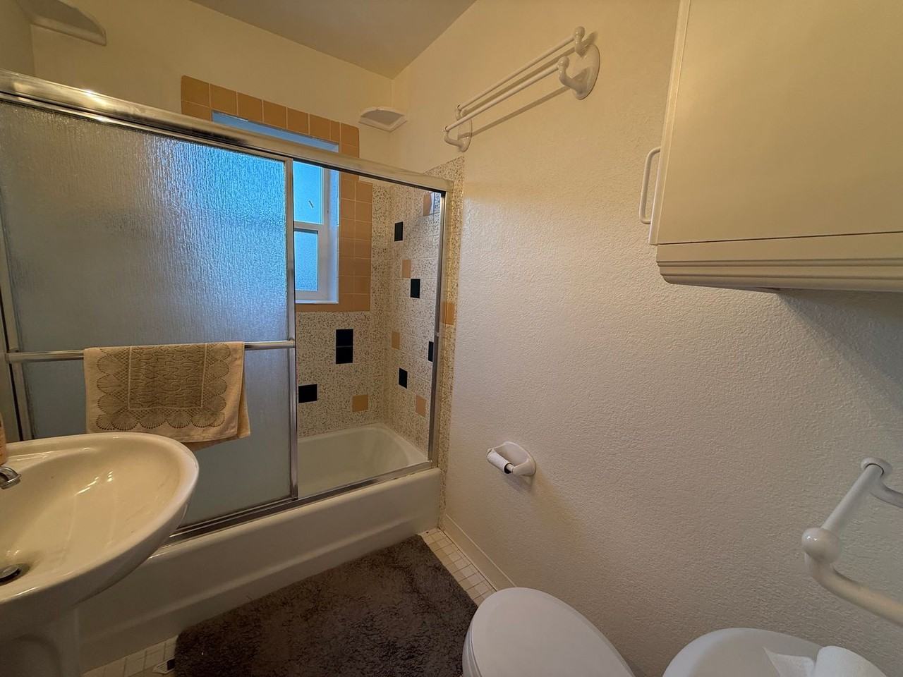 1720 Vermont Ave - Photo 6 of 10