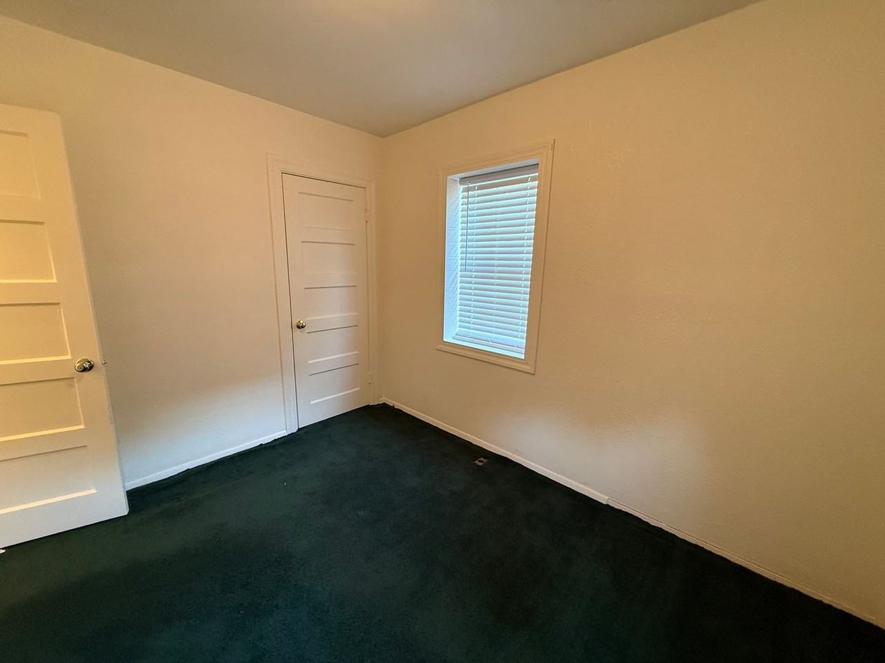 1720 Vermont Ave - Photo 7 of 10