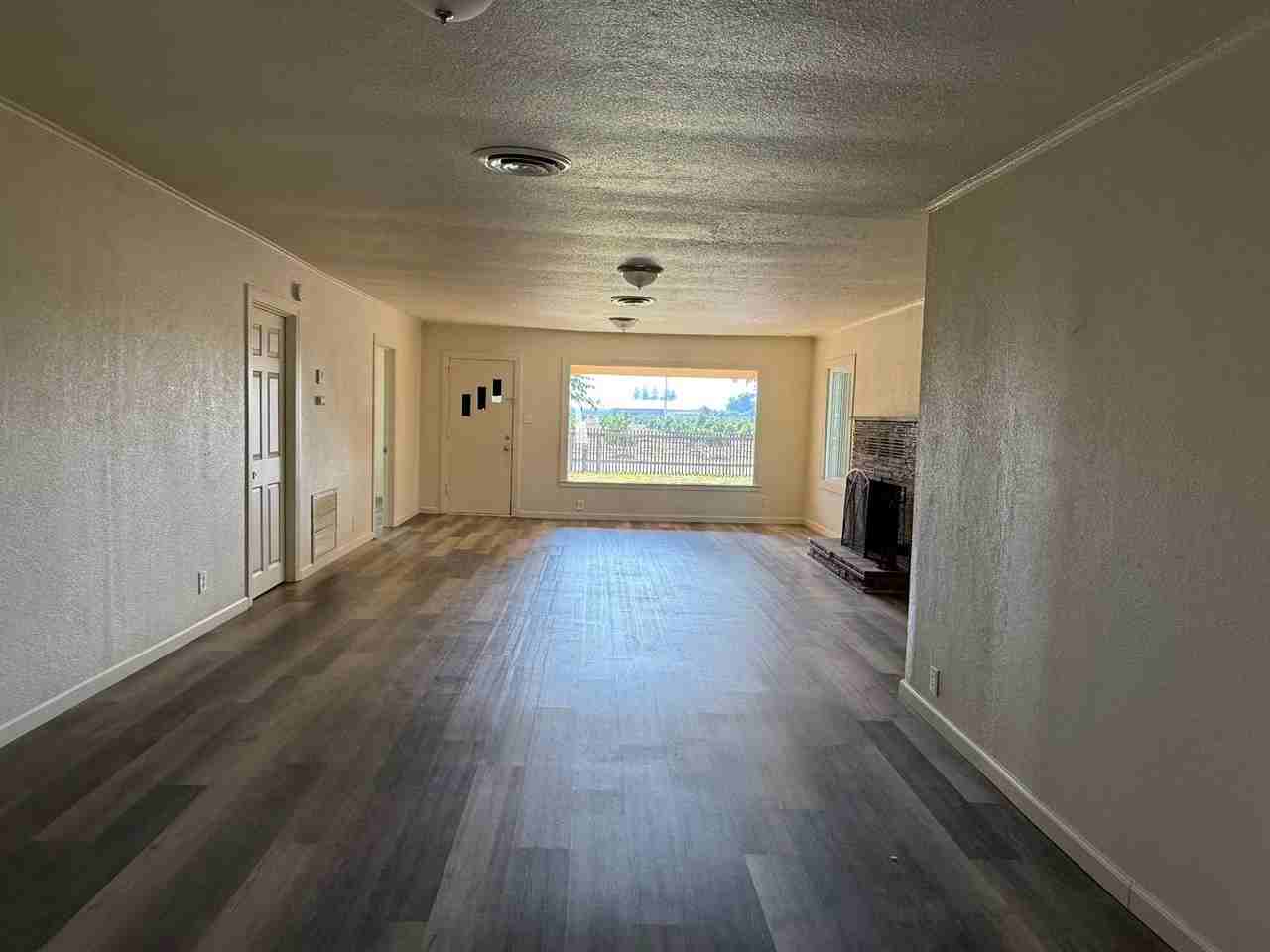 8897 Jacobs Ave - Photo 7 of 32
