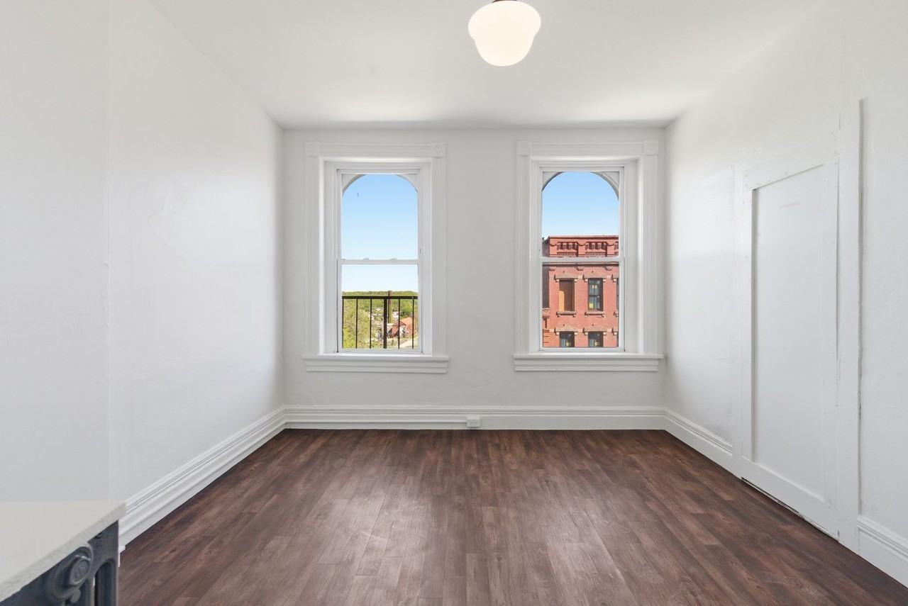 105 High St - Photo 7 of 18