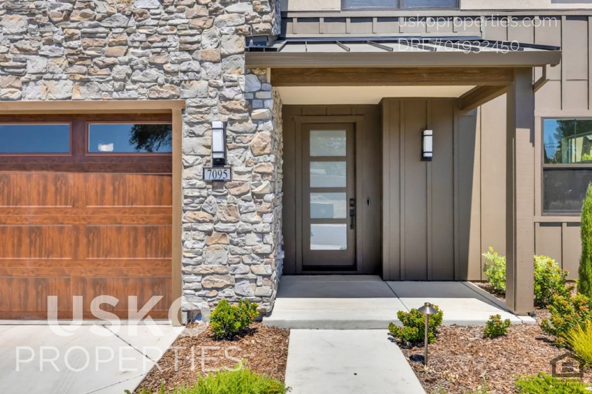 7095 Soleil Way - Photo 5 of 50
