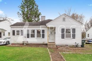 919 Bellvue St - Photo 1 of 1