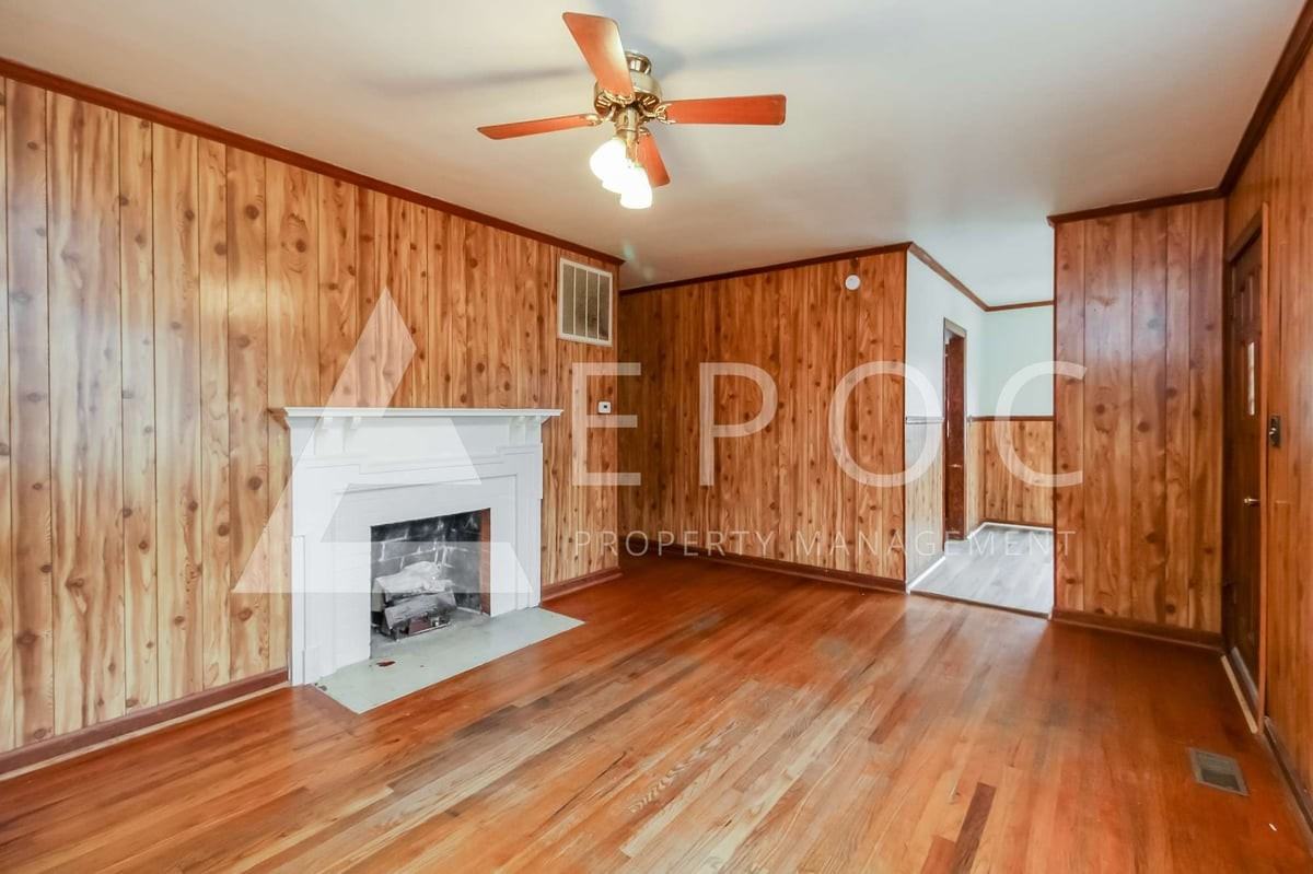 919 Bellvue St - Photo 6 of 15