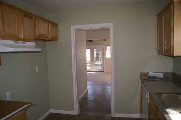 7200 Henry St - Photo 2 of 3