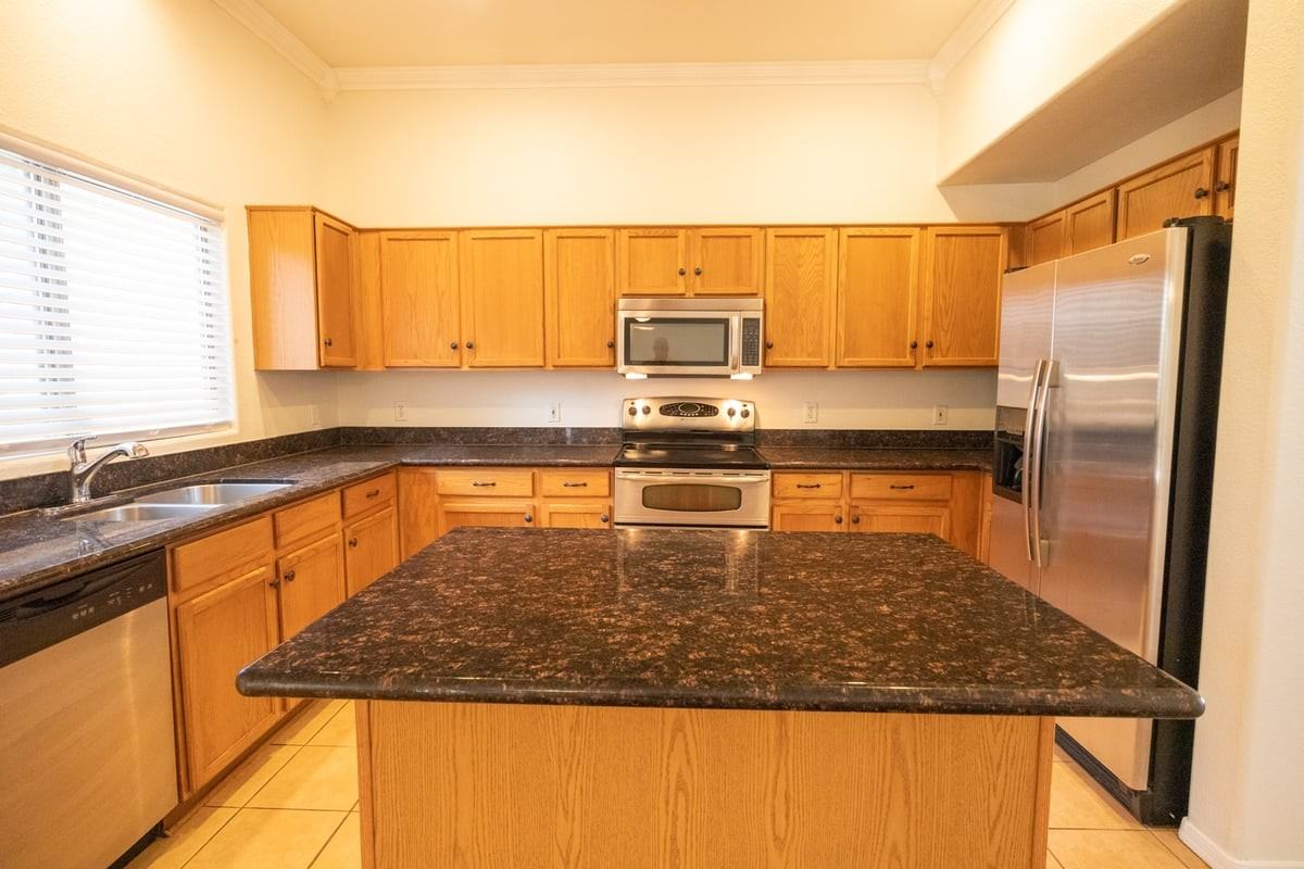 15623 W Ocotillo Ln - Photo 3 of 18