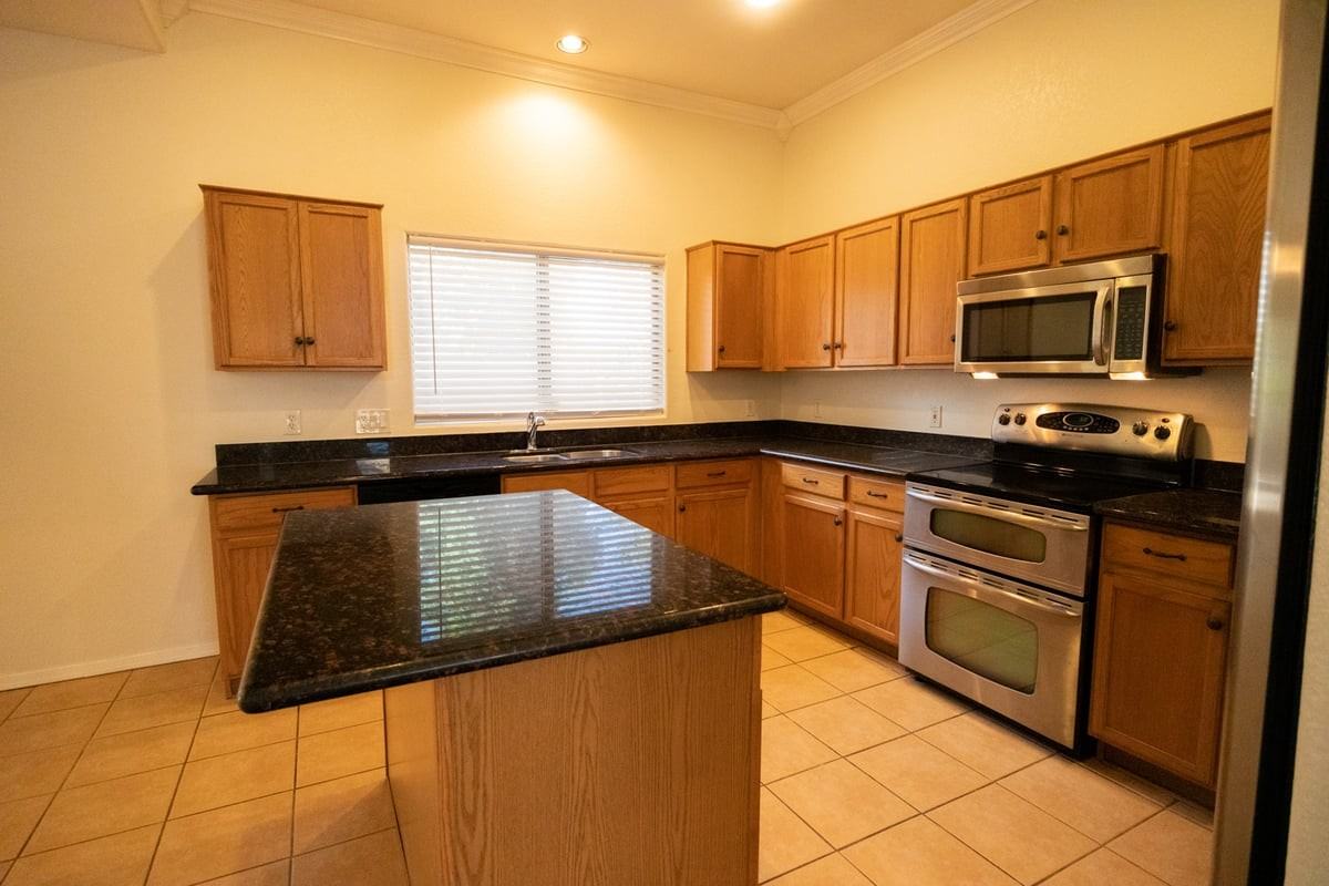 15623 W Ocotillo Ln - Photo 4 of 18