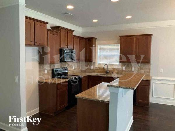 115 Muscogee Dr - Photo 5 of 12