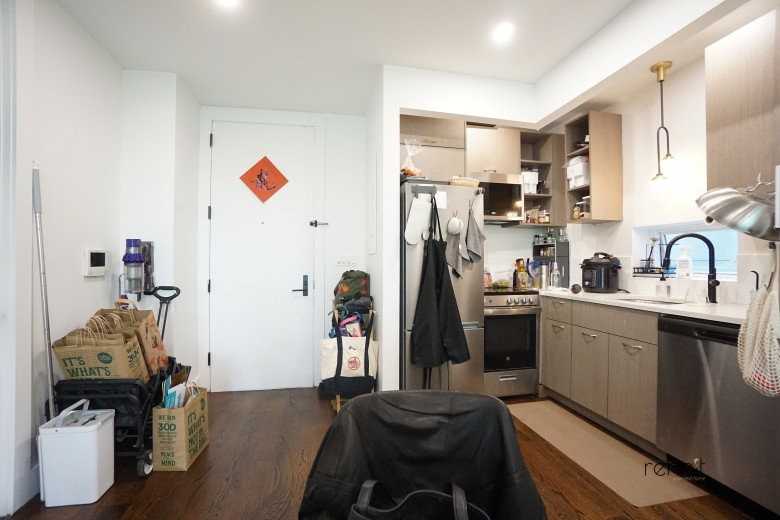 New York Ave #6F - Photo 4 of 8