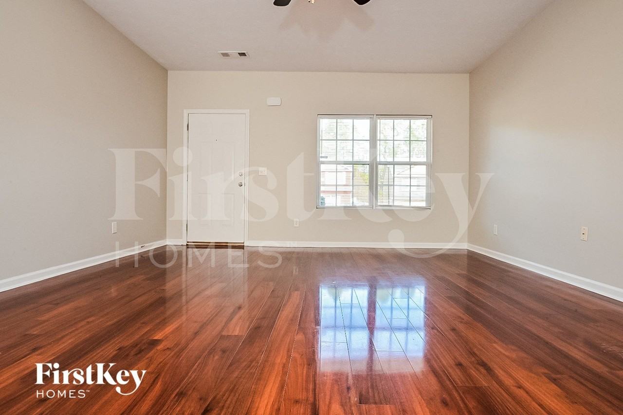 111 Astilbe Meadow Dr - Photo 2 of 15