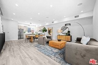 1959 Preuss Rd - Photo 2 of 8