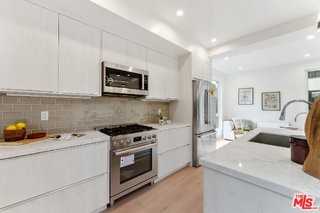 3930 Minerva Ave - Photo 7 of 8