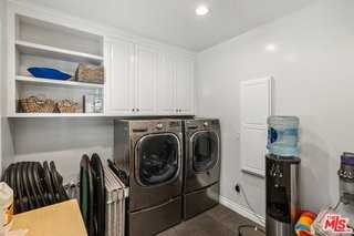 4040 Rosabell St - Photo 7 of 8