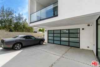 2017 Barry Ave - Photo 5 of 8