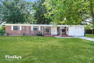 7720 Lauderdale Dr N - Photo 1 of 1