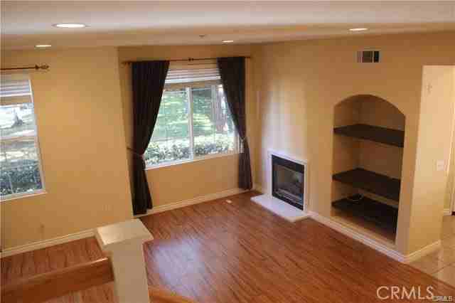 1306 Timberwood - Photo 4 of 8