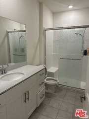 2957 W Lincoln Ave #5 - Photo 5 of 8