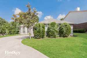 featured image of 701 Long Hill Ct