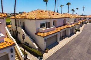 featured image of 48 Tennis Villas Dr