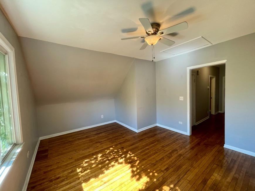 4139 N Western Ave - Photo 3 of 10