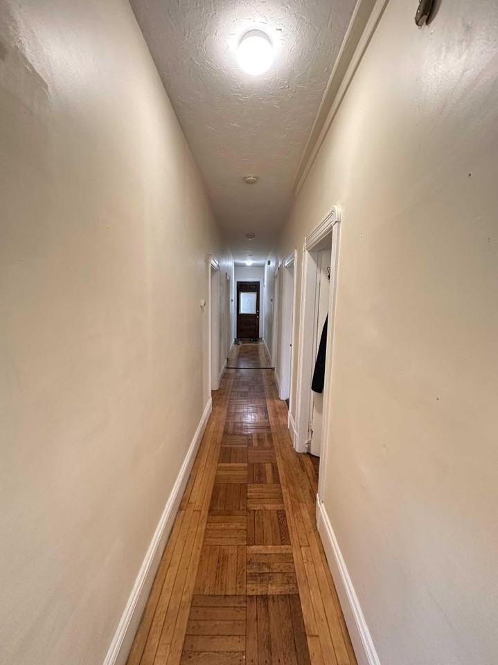 154 Walnut St - Photo 3 of 10